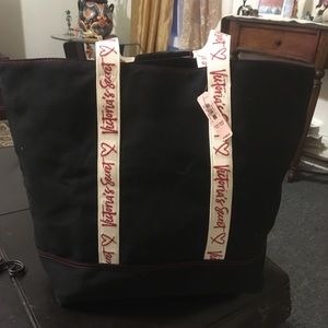 Black tote